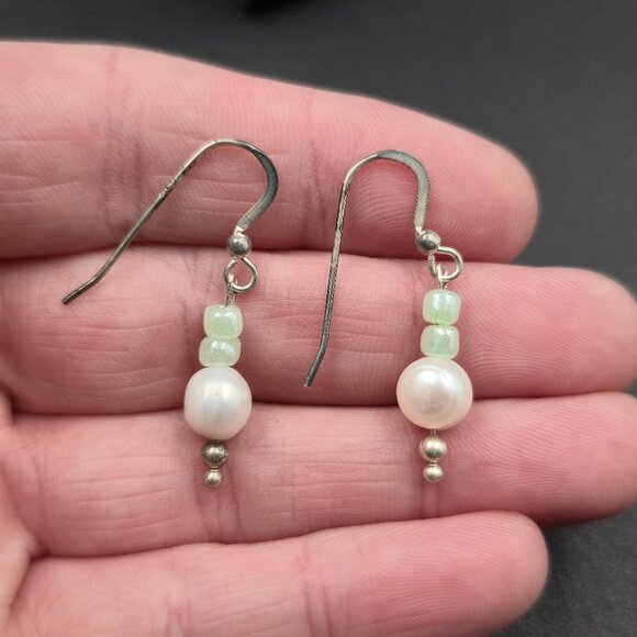 Silver Plated Genuine Pearl And Beaded Earrings A6500 - Picture 1 of 5